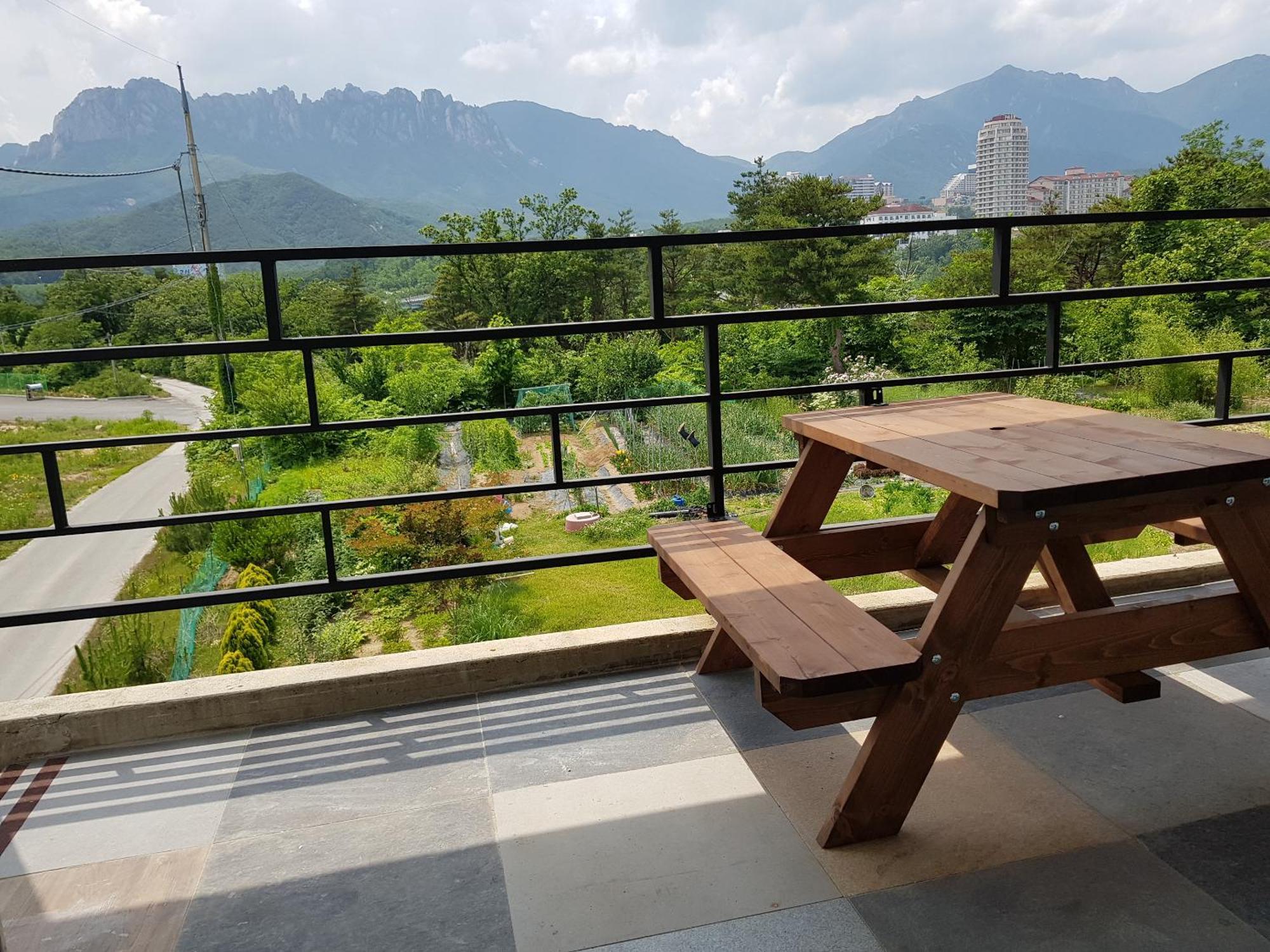 Gilson Guesthouse Sokcho Exterior photo